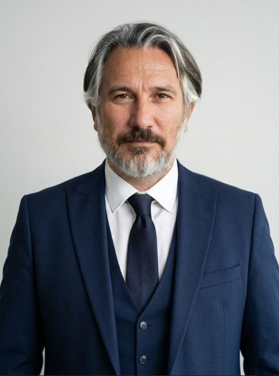 Semih �zkan